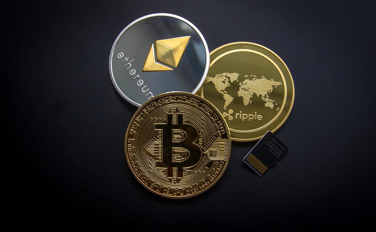 The Adoption Of Bitcoin And National Cryptocurrencies Would Be Among Blockchain Trends in 2022