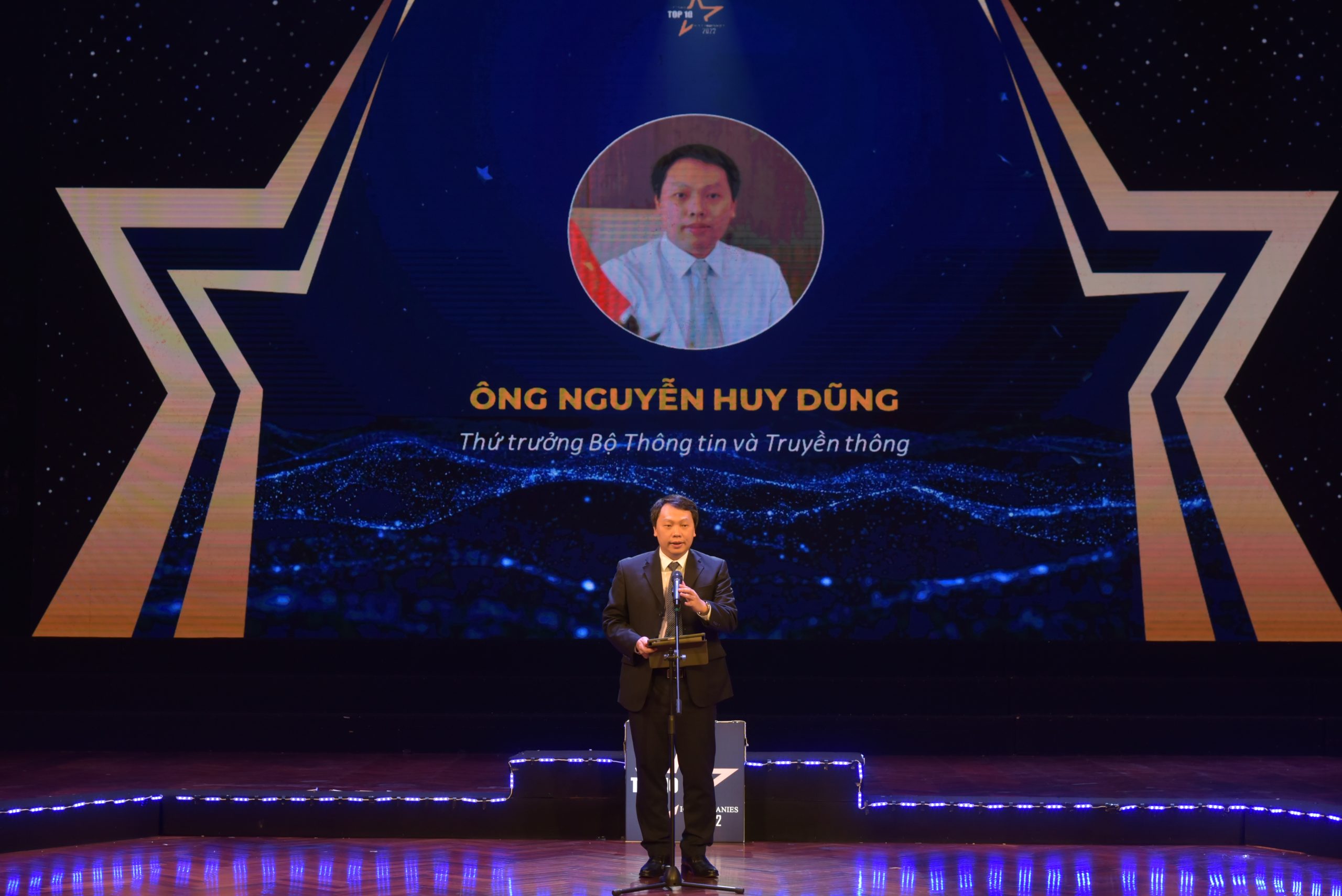 Ông Nguyễn Huy Dũng - Thứ trưởng Bộ Thông tin và Truyền thông phát biểu tại Lễ trao giải