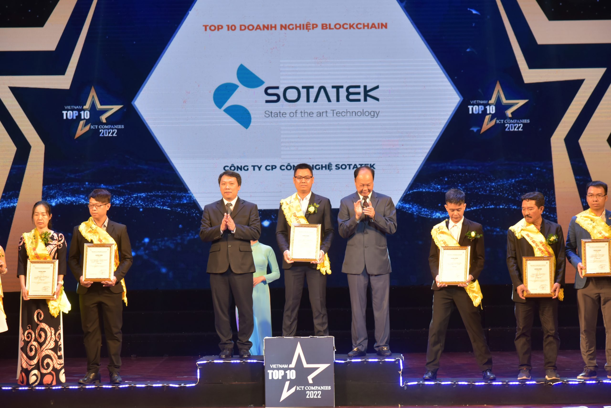 SotaTek-Hits-the-Top-Spot-on-Top-10-Blockchain-Services-Providers-Award-2022