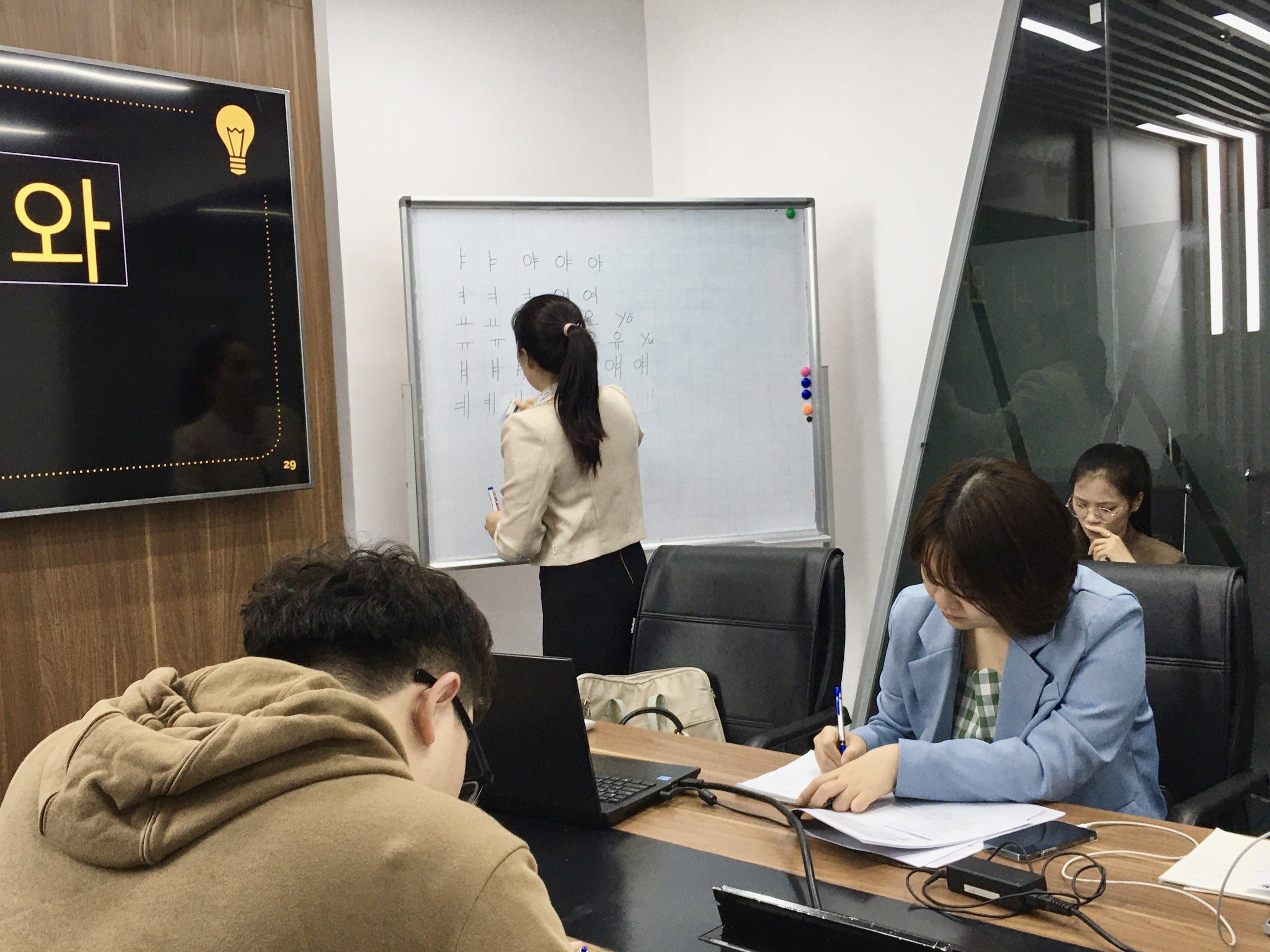 Korean class at SotaTek